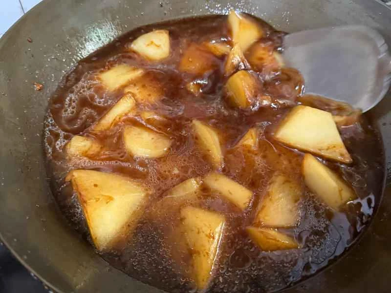 How to make pure milk hand-torn toast: Step 1