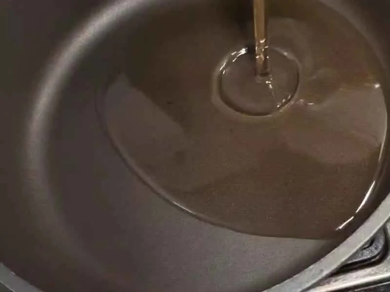 How to make pure milk hand-torn toast: Step 1