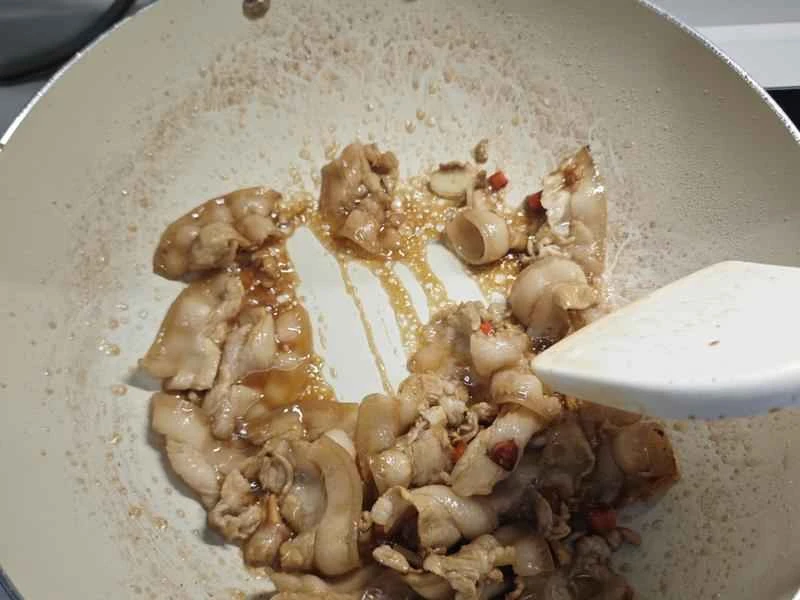 How to make pure milk hand-torn toast: Step 1