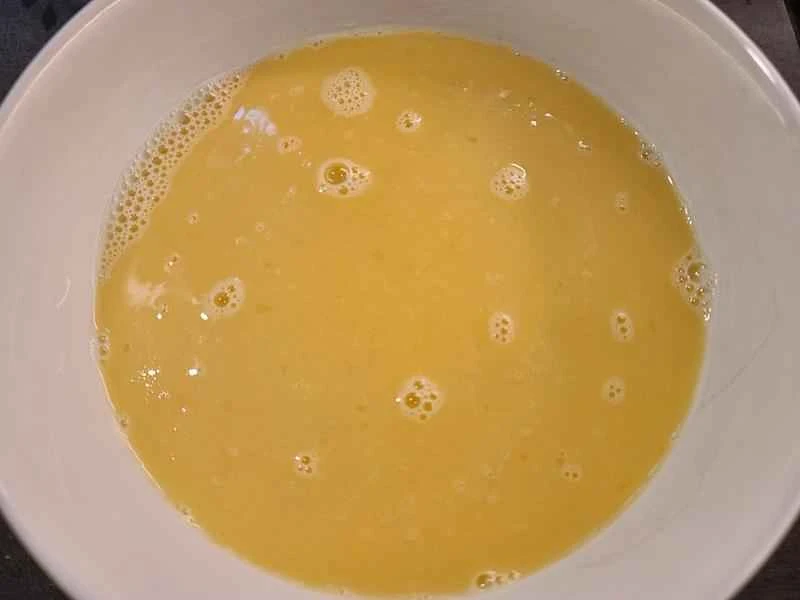 How to make pure milk hand-torn toast: Step 1