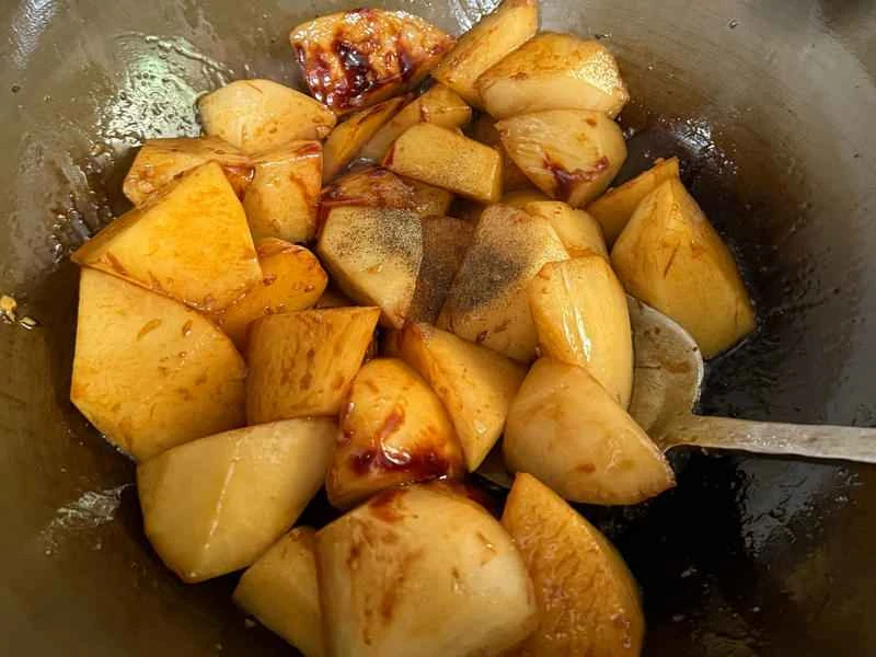 How to make pure milk hand-torn toast: Step 1