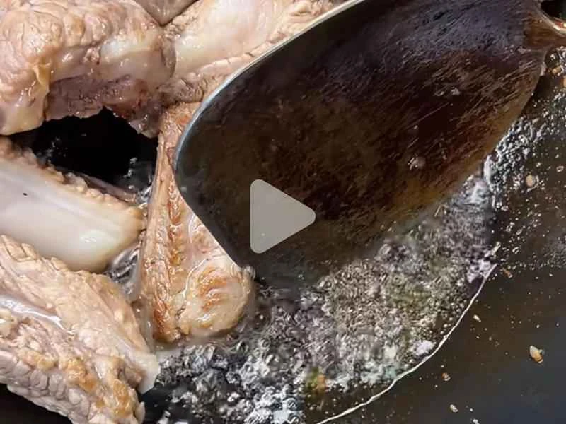 How to make pure milk hand-torn toast: Step 1