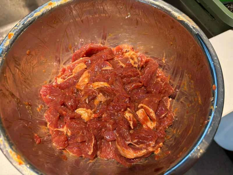 How to make pure milk hand-torn toast: Step 1