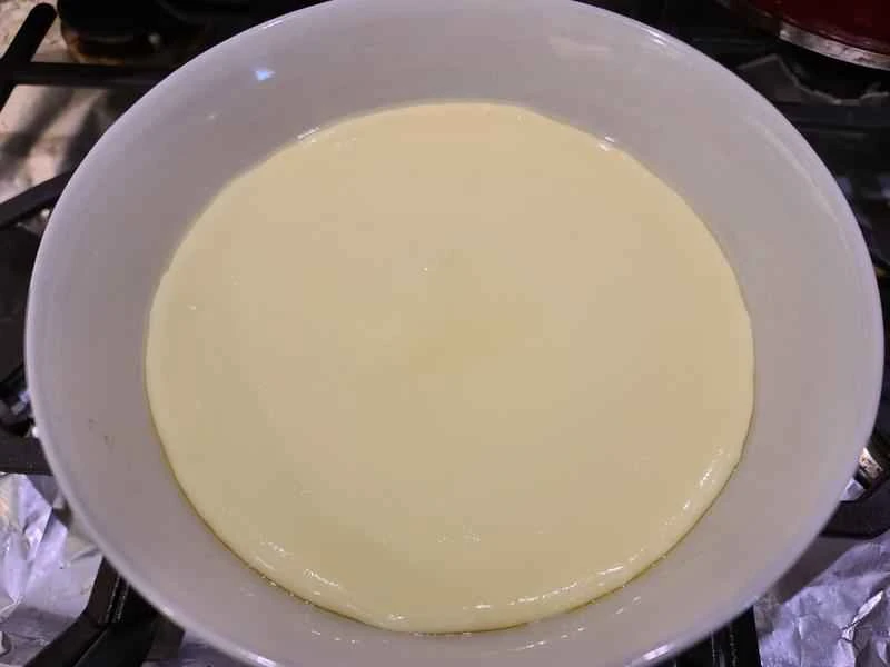 How to make pure milk hand-torn toast: Step 1