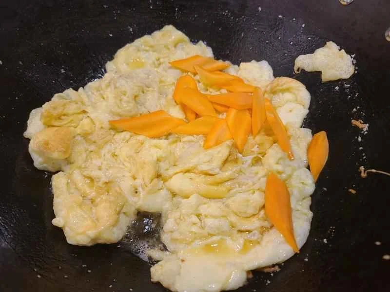 How to make pure milk hand-torn toast: Step 1