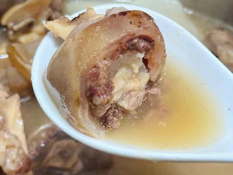 How to make pure milk hand-torn toast: Step 1