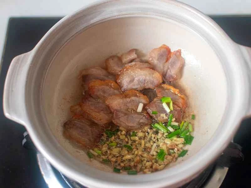 How to make pure milk hand-torn toast: Step 1