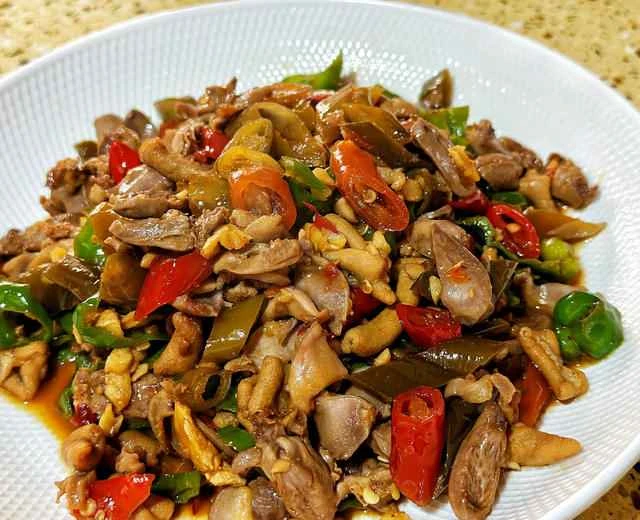 Home-style dish: Stir-fried chicken giblets recipe