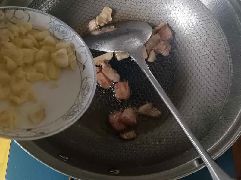 How to make pure milk hand-torn toast: Step 1