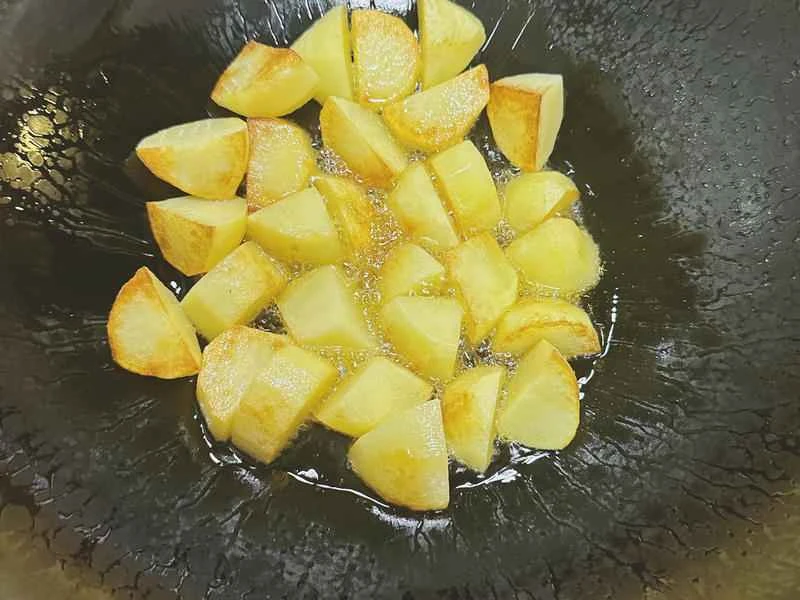 How to make pure milk hand-torn toast: Step 1