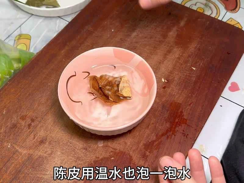 How to make pure milk hand-torn toast: Step 1