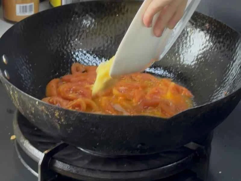 How to make pure milk hand-torn toast: Step 1