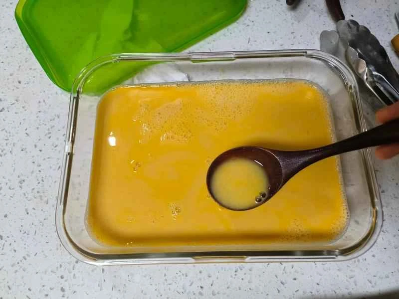 How to make pure milk hand-torn toast: Step 1