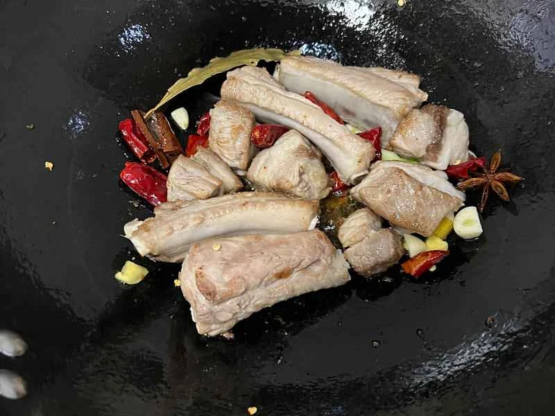 How to make pure milk hand-torn toast: Step 1