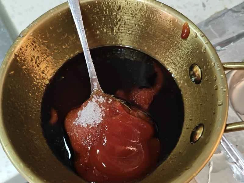 How to make pure milk hand-torn toast: Step 1