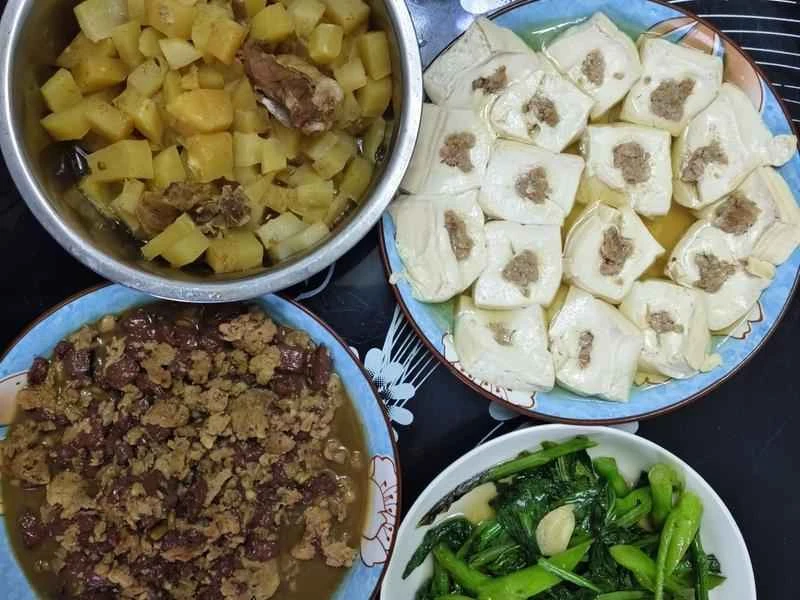 How to make pure milk hand-torn toast: Step 1