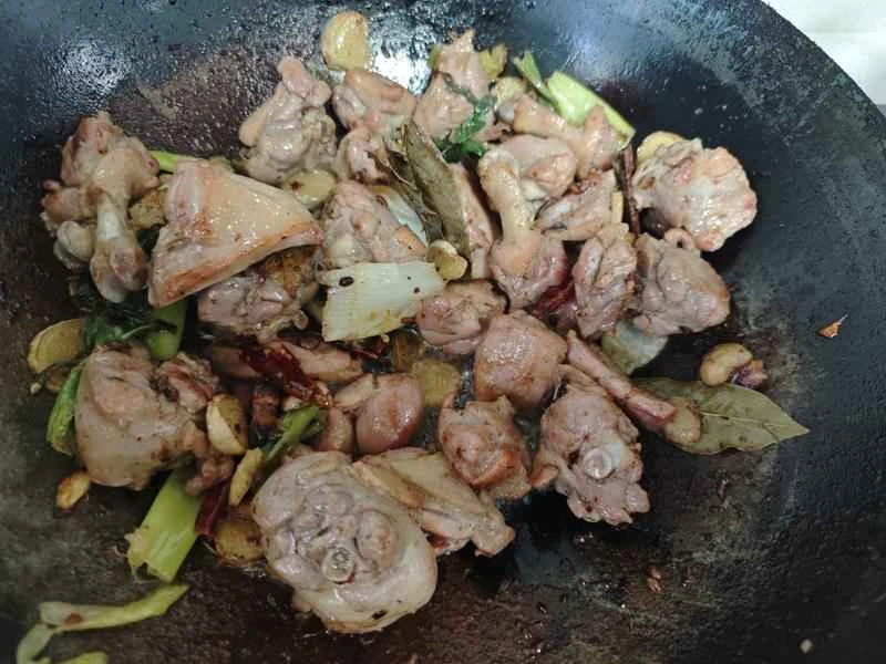 How to make pure milk hand-torn toast: Step 1