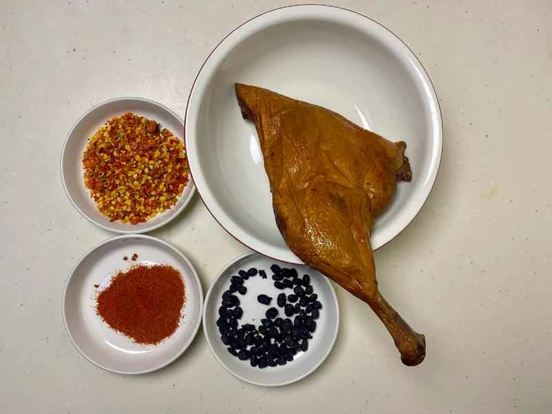 How to make pure milk hand-torn toast: Step 1