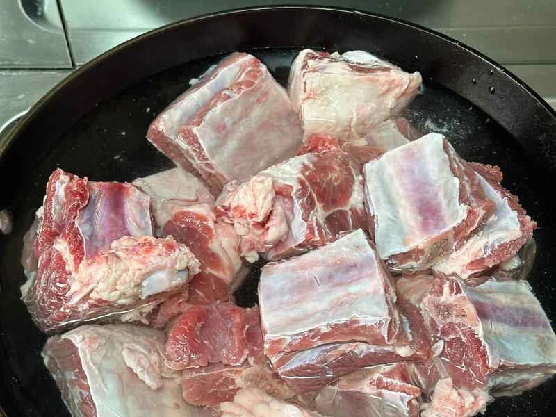 How to make pure milk hand-torn toast: Step 1