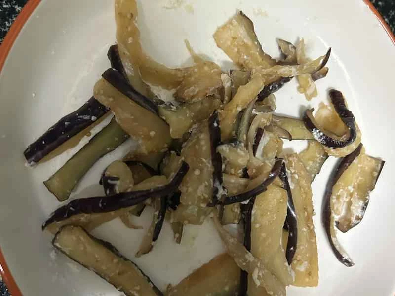 How to make pure milk hand-torn toast: Step 1