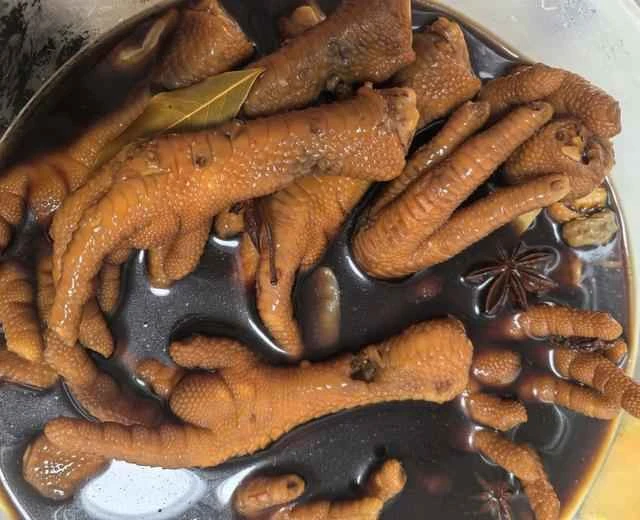 Recipe for a home-style dish: Chicken feet in aged vinegar