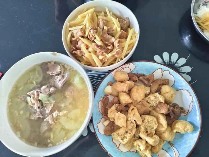 How to make pure milk hand-torn toast: Step 1