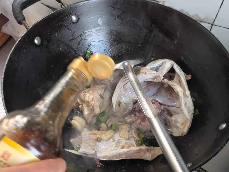 How to make pure milk hand-torn toast: Step 1