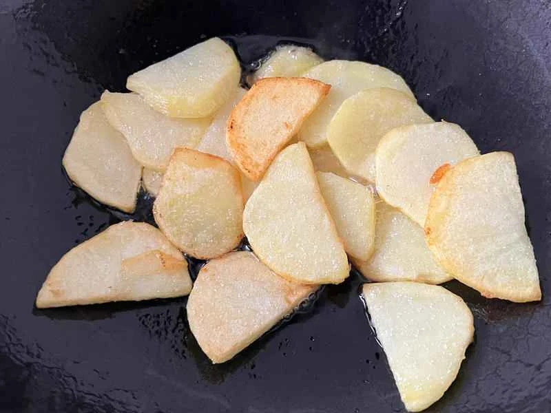 How to make pure milk hand-torn toast: Step 1