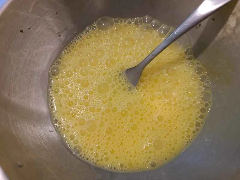 How to make pure milk hand-torn toast: Step 1