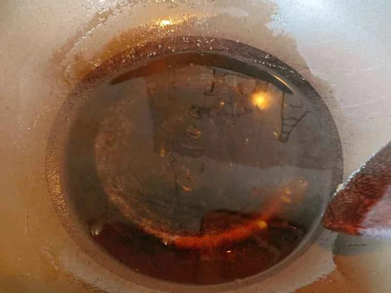 How to make pure milk hand-torn toast: Step 1