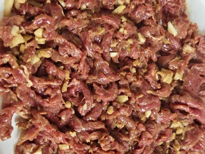 How to make pure milk hand-torn toast: Step 1