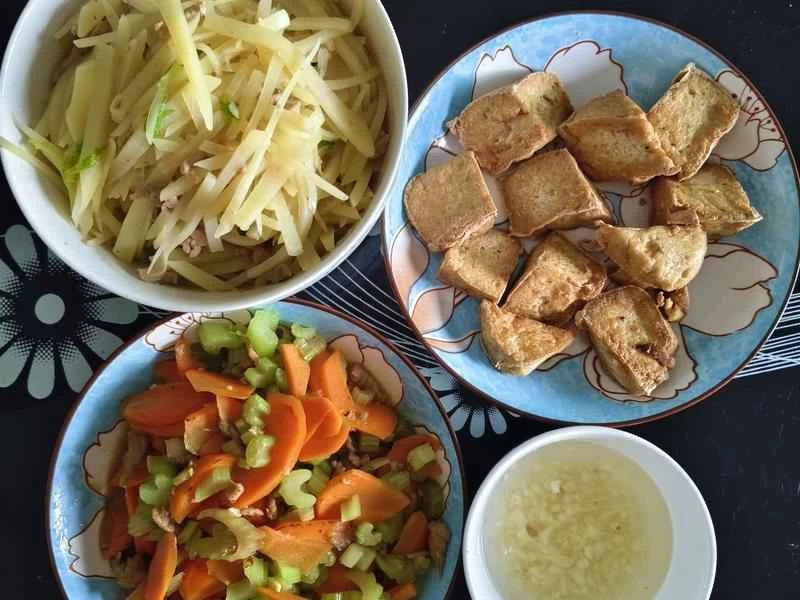 How to make pure milk hand-torn toast: Step 1