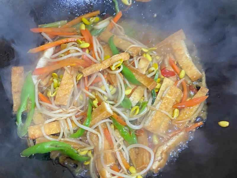 How to make pure milk hand-torn toast: Step 1