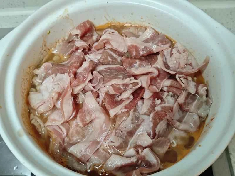 How to make pure milk hand-torn toast: Step 1