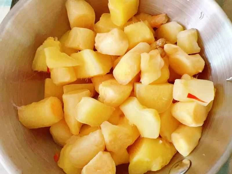 How to make pure milk hand-torn toast: Step 1