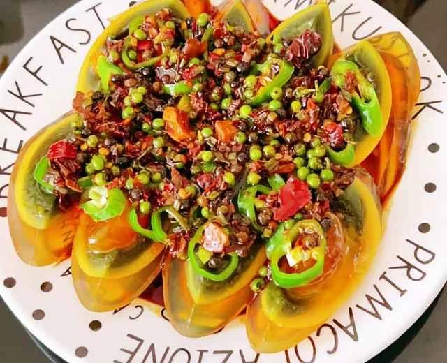 Recipes for making preserved eggs with goose eggs & cold preserved egg salad 🥚