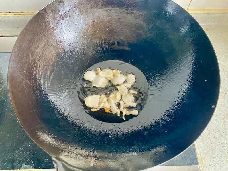 How to make pure milk hand-torn toast: Step 1