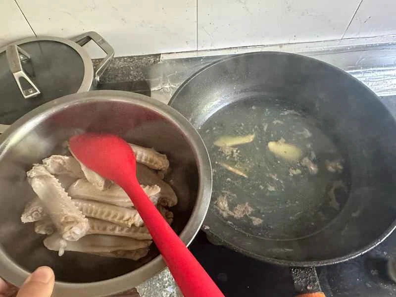 How to make pure milk hand-torn toast: Step 1