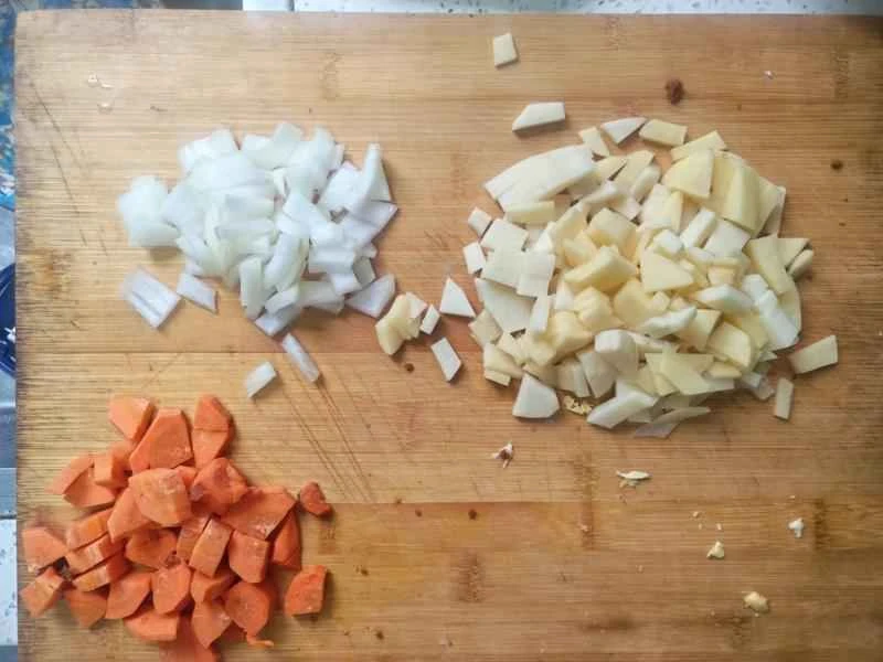 How to make pure milk hand-torn toast: Step 1