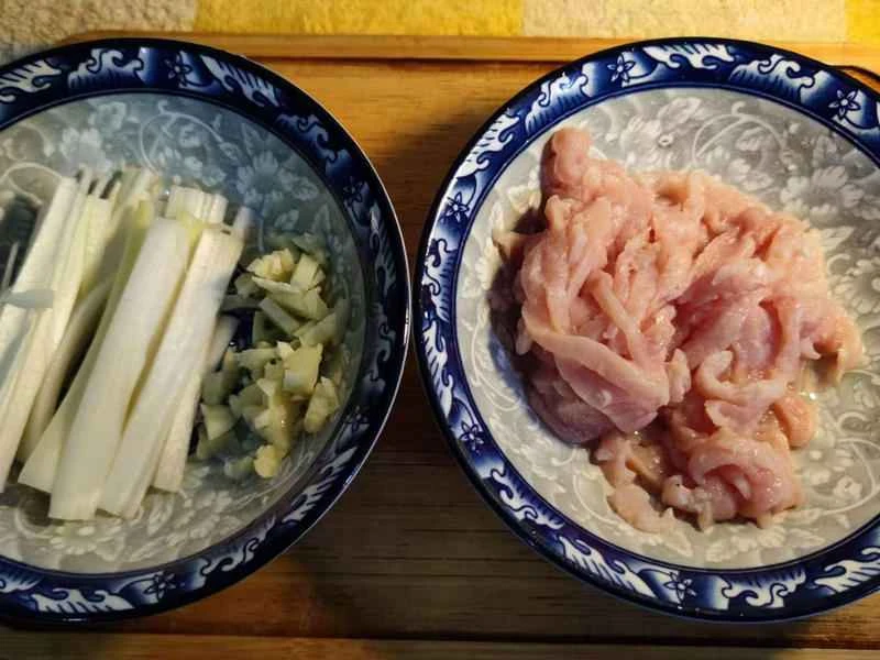 How to make pure milk hand-torn toast: Step 1