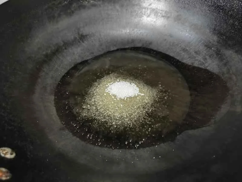 How to make pure milk hand-torn toast: Step 1