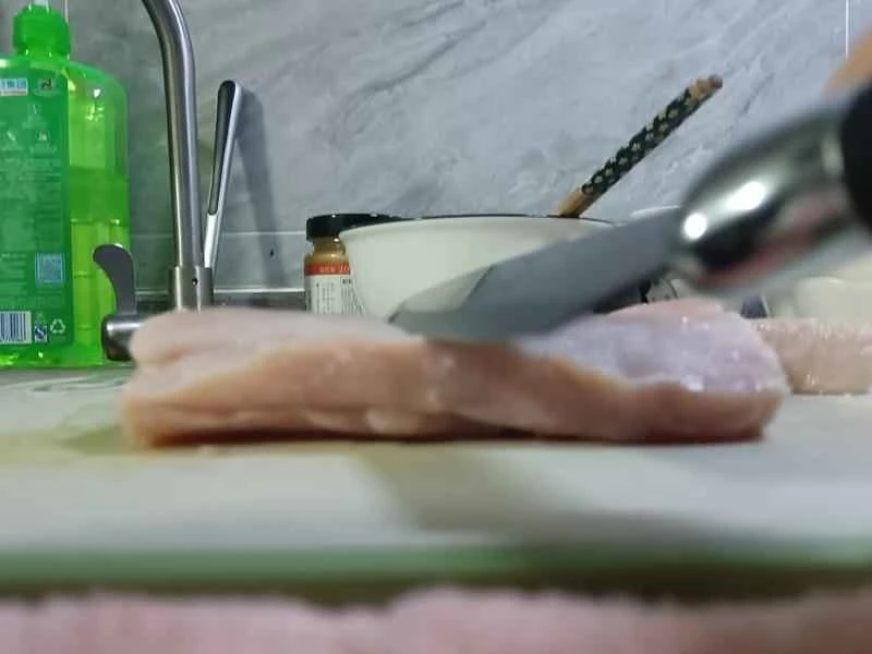 How to make pure milk hand-torn toast: Step 1