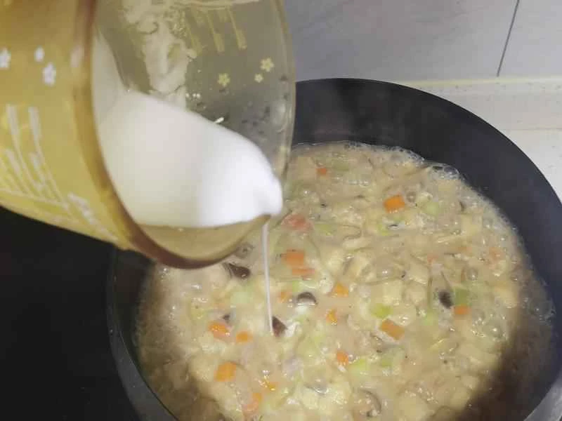 How to make pure milk hand-torn toast: Step 1