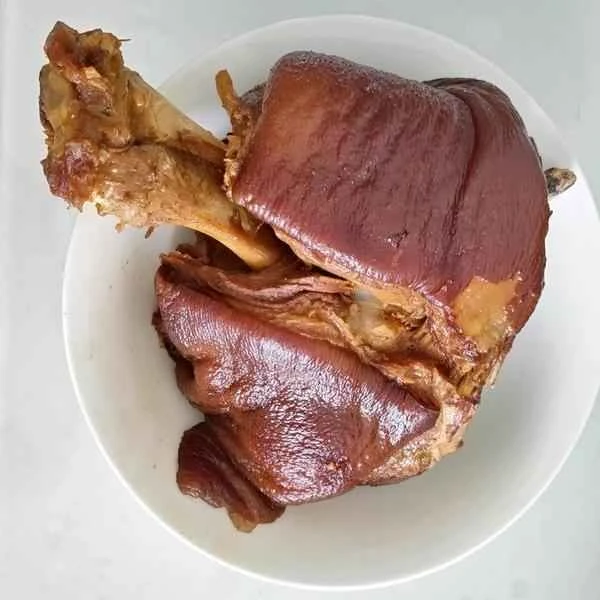 How to make pure milk hand-torn toast: Step 1