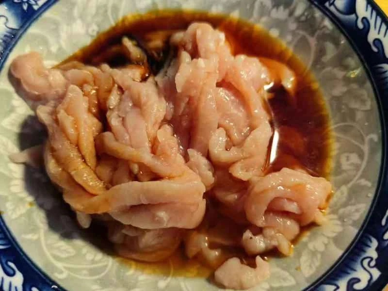 How to make pure milk hand-torn toast: Step 1