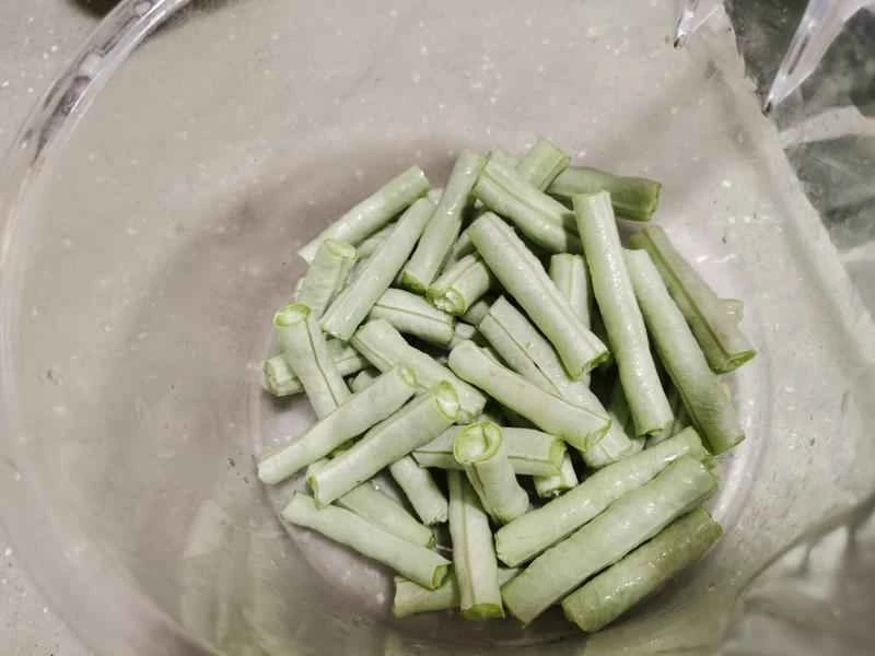 How to make pure milk hand-torn toast: Step 1