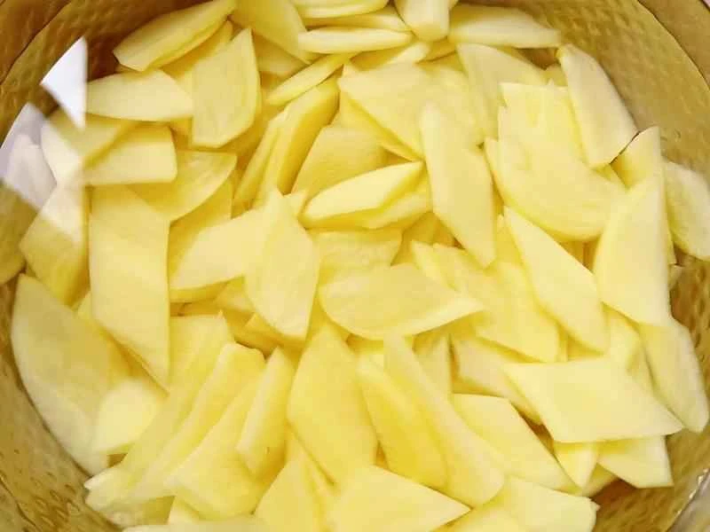 How to make pure milk hand-torn toast: Step 1