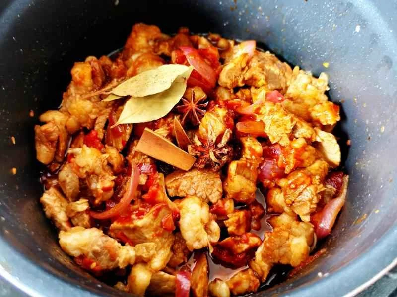 How to make pure milk hand-torn toast: Step 1