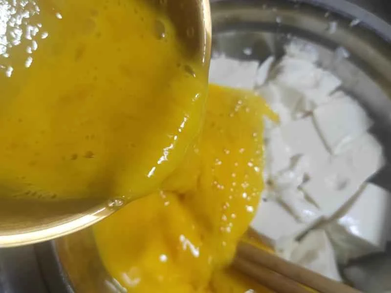 How to make pure milk hand-torn toast: Step 1