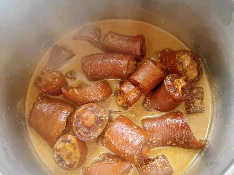 How to make pure milk hand-torn toast: Step 1